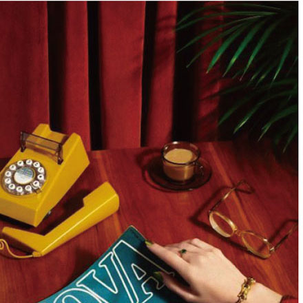 叉車標(biāo)識(shí)設(shè)計(jì):工業(yè)物流,叉車標(biāo)識(shí)設(shè)計(jì)助您了解物料運(yùn)輸